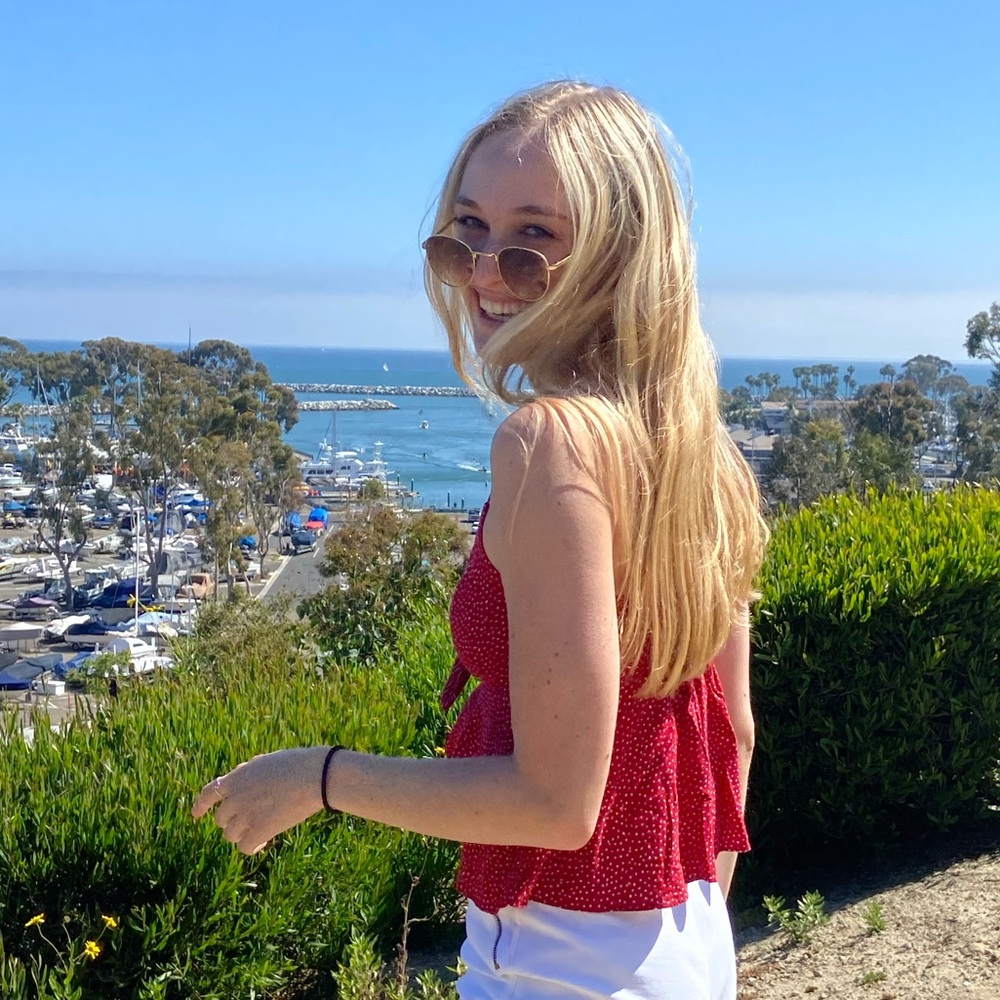 Meet your Posher, Hannah